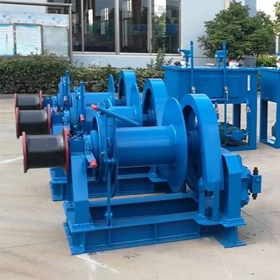 ونش كهربائي بحري معتمد من CCS سعة 25 طن 250KN ونش سحب هيدروليكي كهربائي