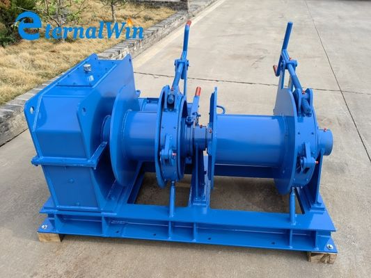 محطة هيدروليكية قياسية آلة رفع هيدروليكية بحرية لشحن وتفريغ السفن 1-200 طن