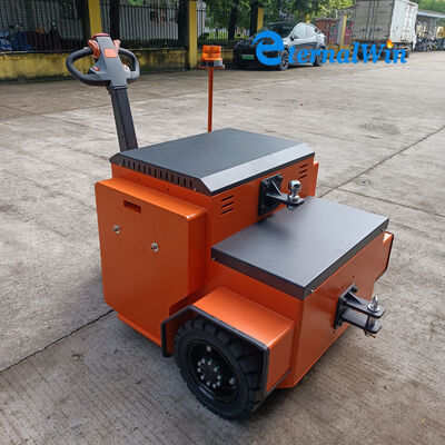 جرار سحب بقوة سحب مقدرة بـ 7000 نيوتن، جرار مشي يقدم سرعة قيادة وتحميل وتفريغ من 2 إلى 3 كيلومتر في الساعة، مصمم لرفع ونقل الأحمال الثقيلة.