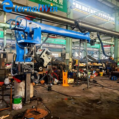 شاحنة رافعة متنقلة